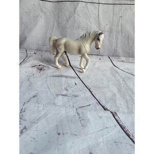 Schleich Horse Lipizzaner Stallion Gray White figure 2004 Retired
